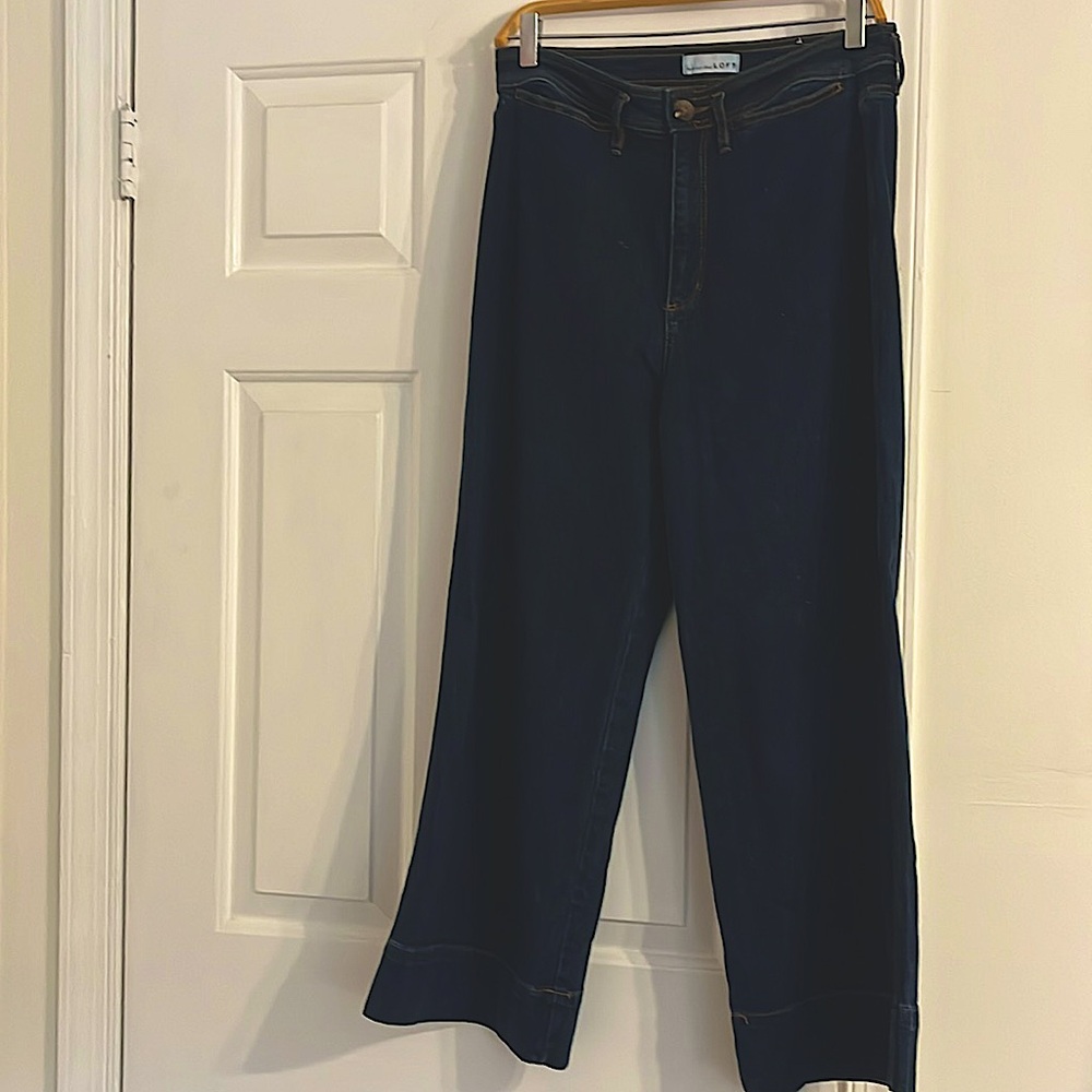LOFT size 28 size 6 curvy high waist, wide leg Dark Blue